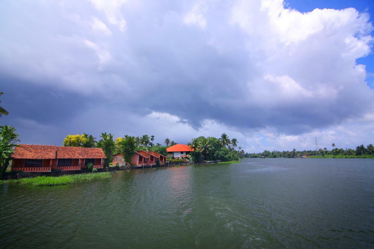 Green Palace Ayurveda Resort, Alleppey Alappuzha Exterior foto